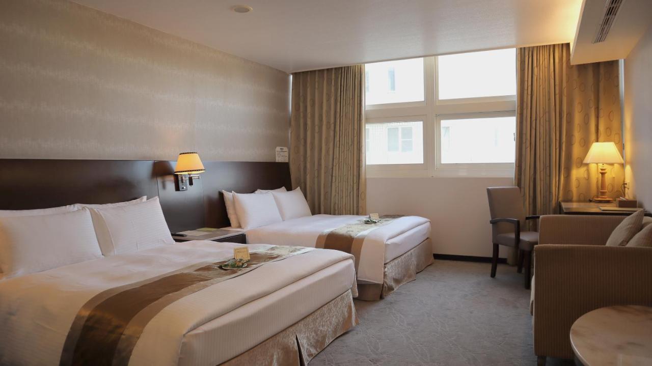 Ho Fong Business Stay Фенгюен Екстериор снимка