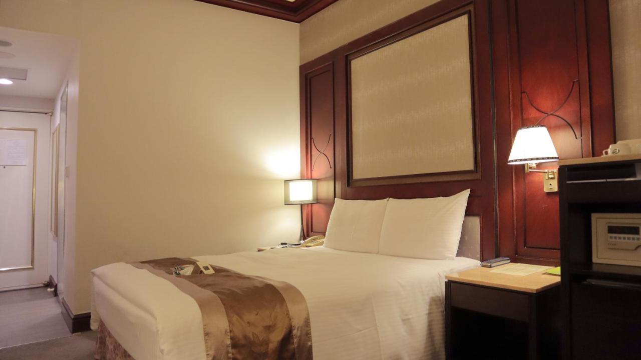 Ho Fong Business Stay Фенгюен Екстериор снимка