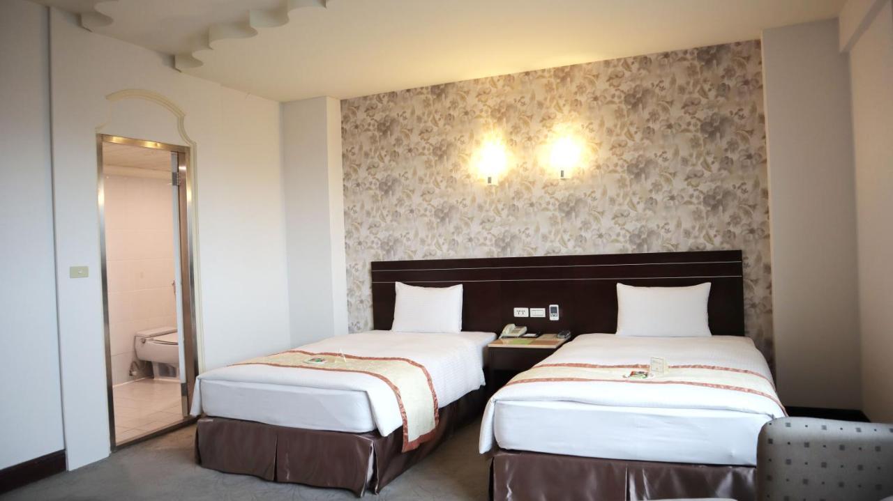 Ho Fong Business Stay Фенгюен Екстериор снимка